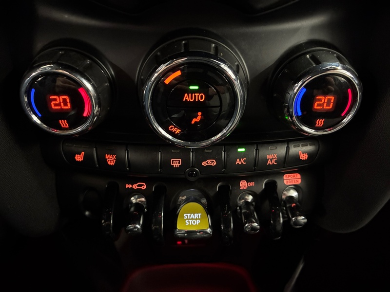 Mini Hatchback vaihtoauto