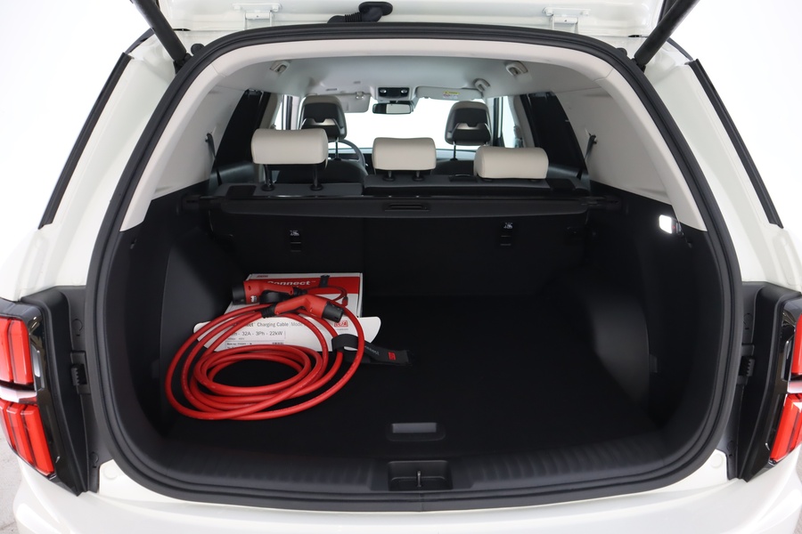 KGM Torres EVX vaihtoauto