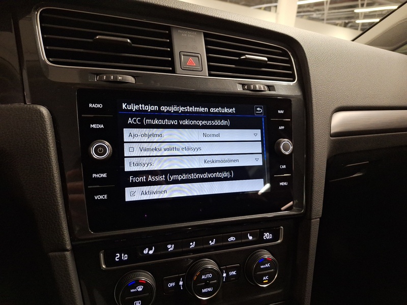 Volkswagen Golf vaihtoauto