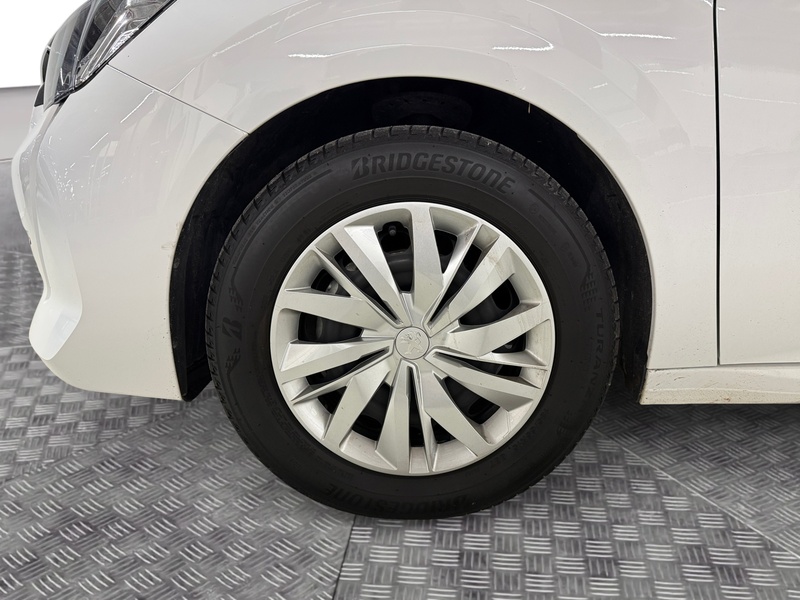 Peugeot 208 vaihtoauto