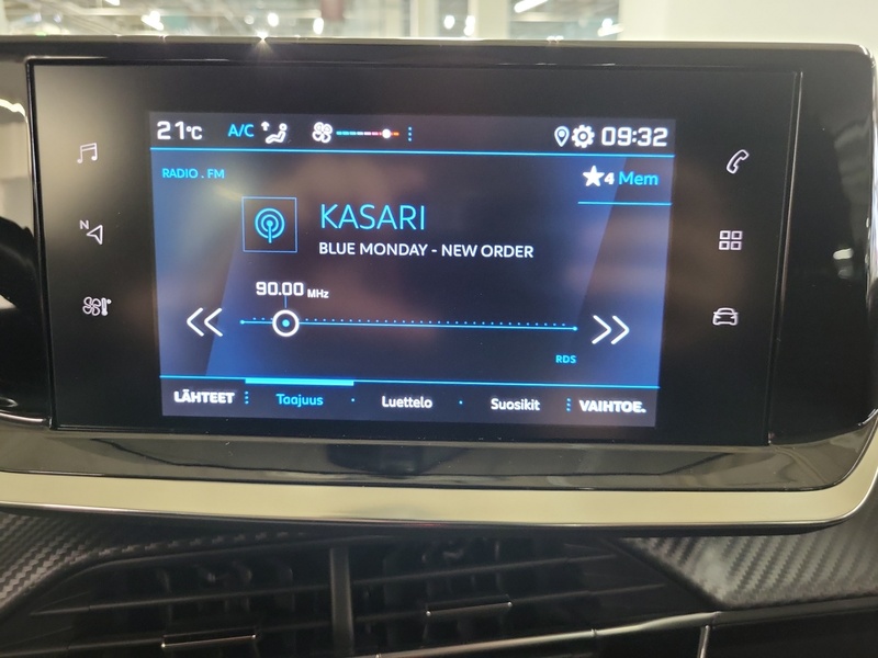 Peugeot 208 vaihtoauto