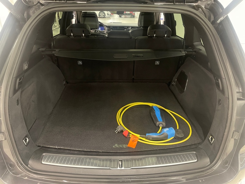 Jeep Grand Cherokee vaihtoauto