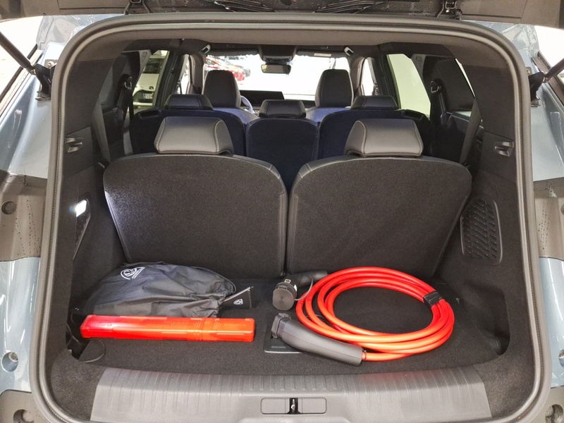 Peugeot E-5008 vaihtoauto