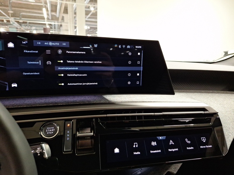 Peugeot E-5008 vaihtoauto