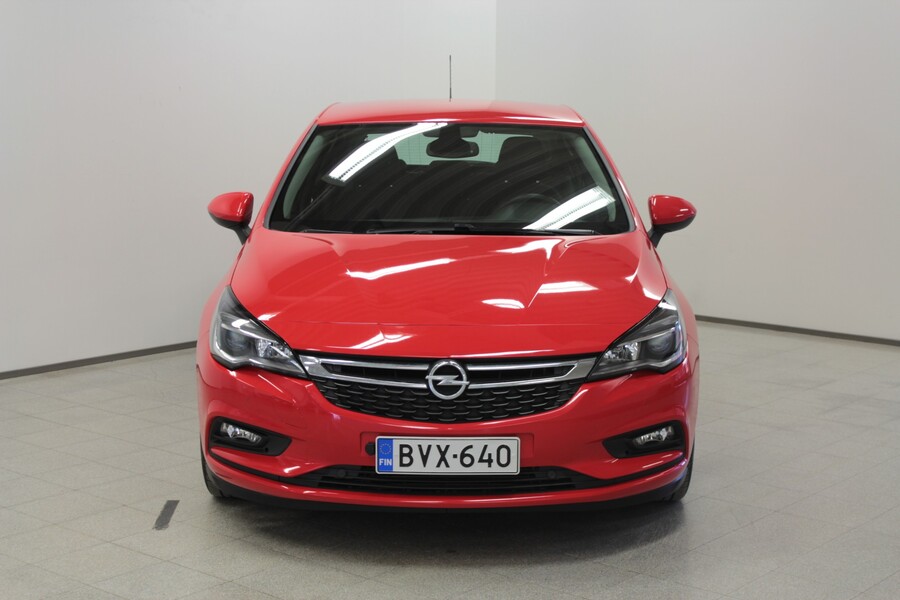 Opel Astra vaihtoauto