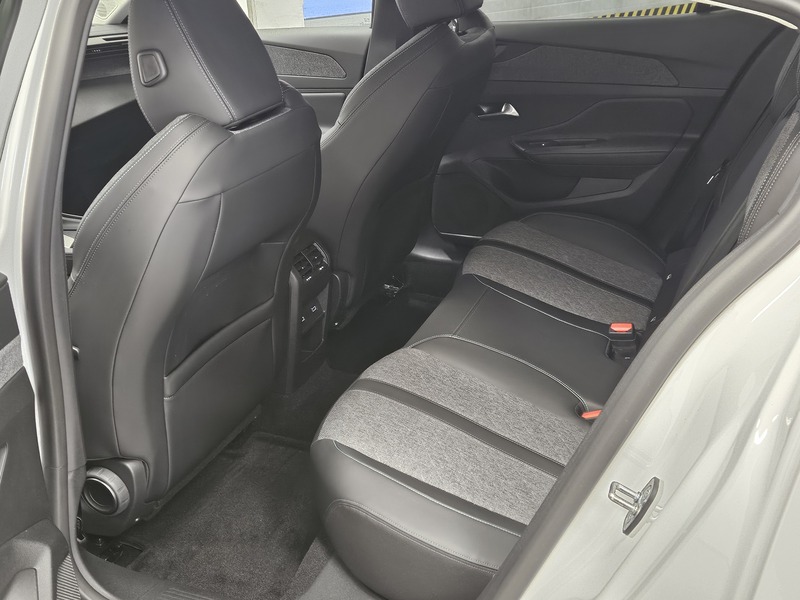 Peugeot 408 vaihtoauto