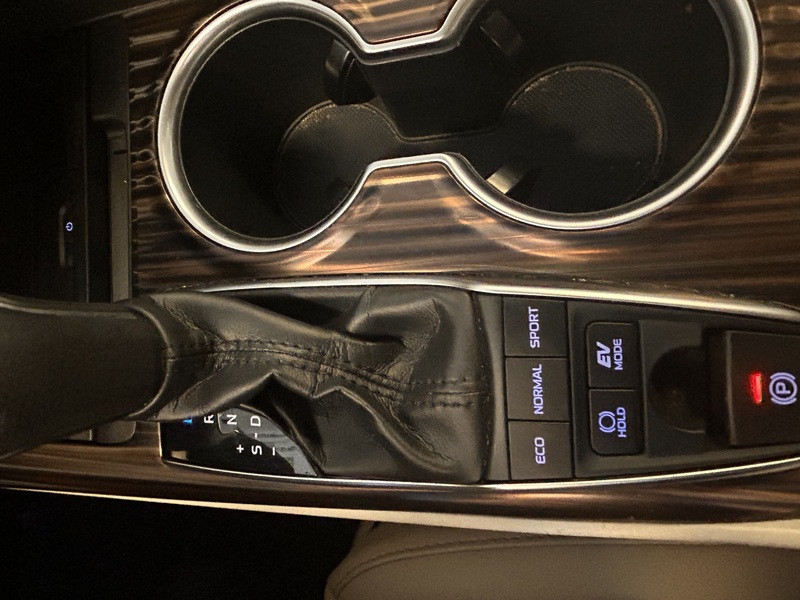 Toyota Camry vaihtoauto