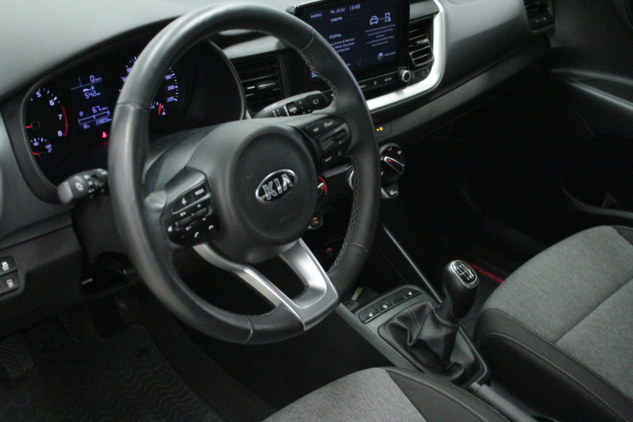 Kia Stonic vaihtoauto