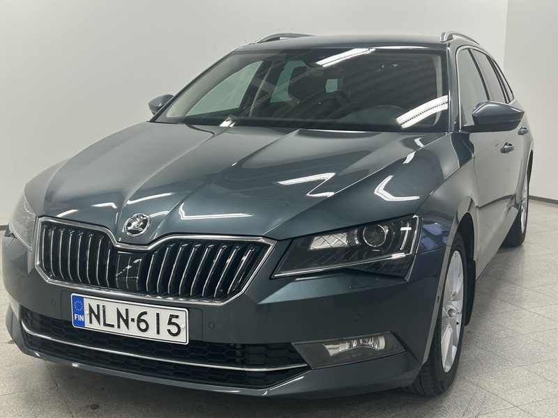Skoda Superb vaihtoauto