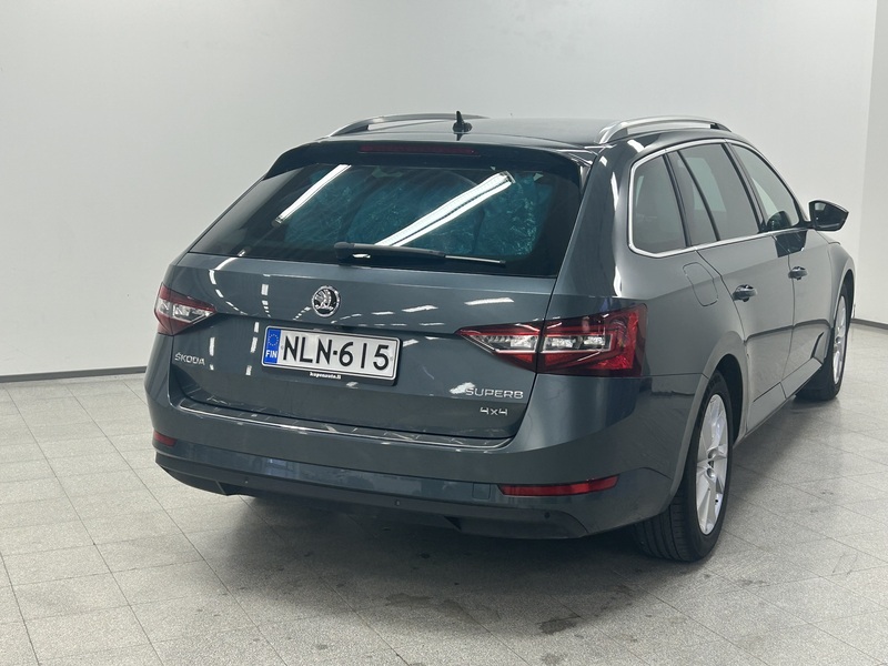Skoda Superb vaihtoauto