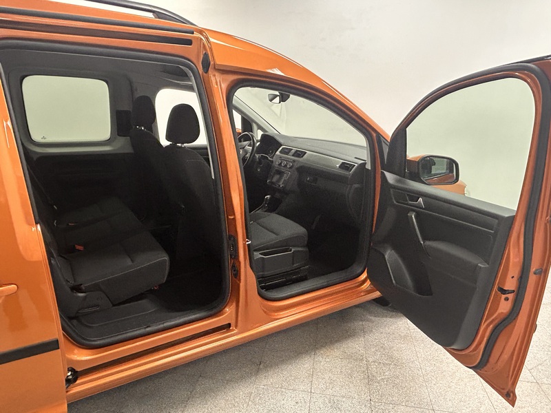 Volkswagen Caddy Maxi vaihtoauto