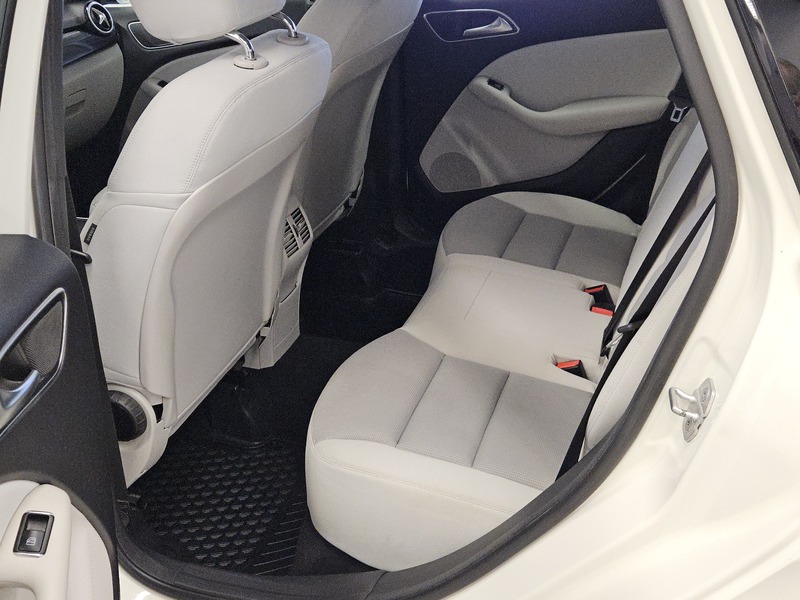 Mercedes-Benz B vaihtoauto