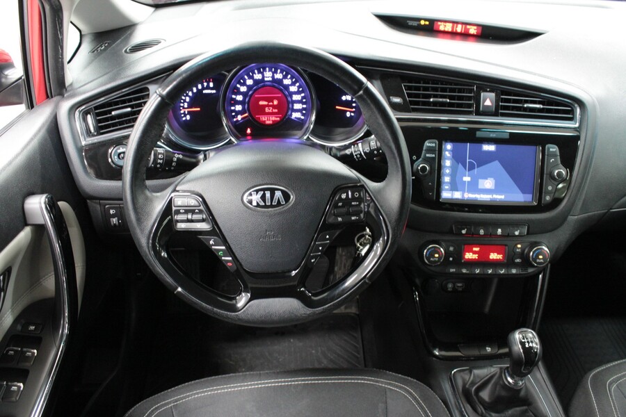 Kia Ceed vaihtoauto