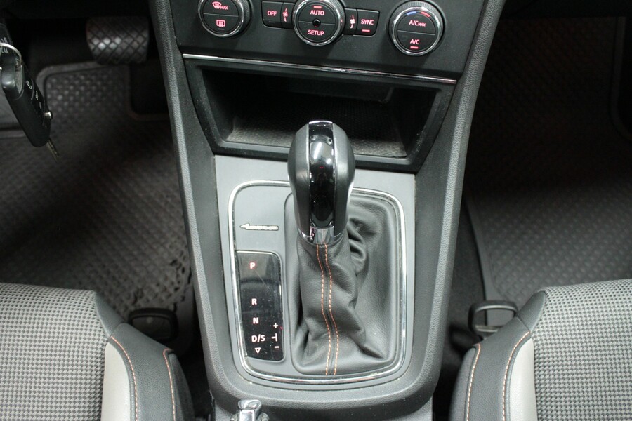 SEAT Leon X-Perience vaihtoauto