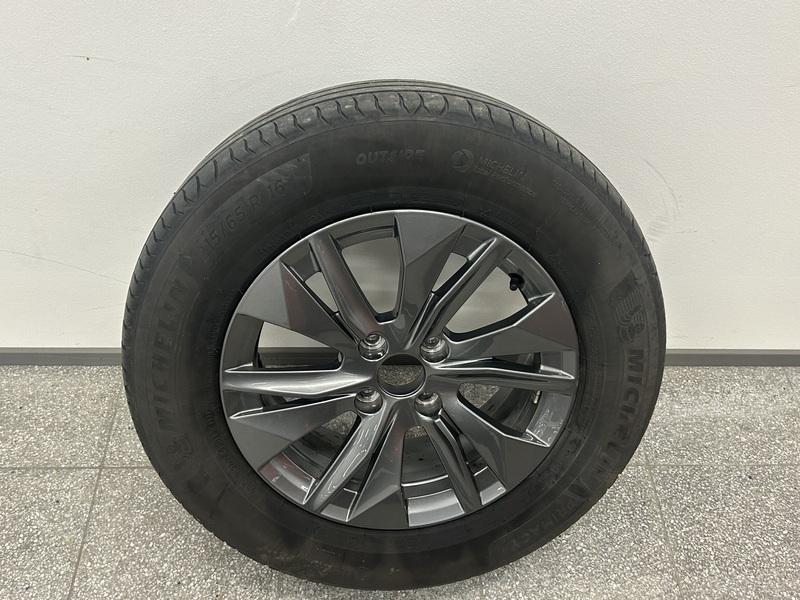 Peugeot e-2008 vaihtoauto