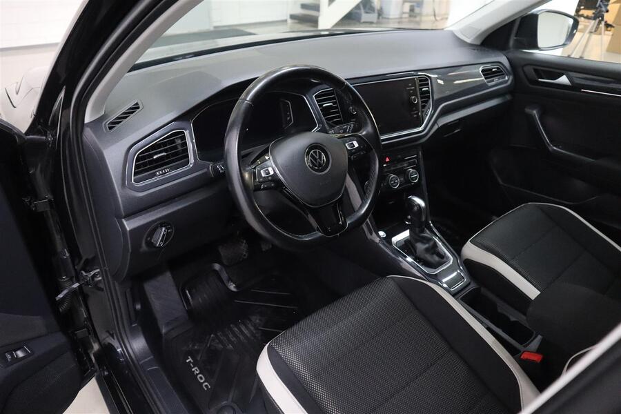 Volkswagen T-Roc vaihtoauto