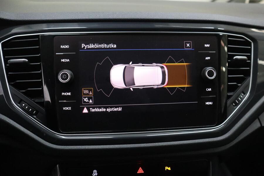 Volkswagen T-Roc vaihtoauto