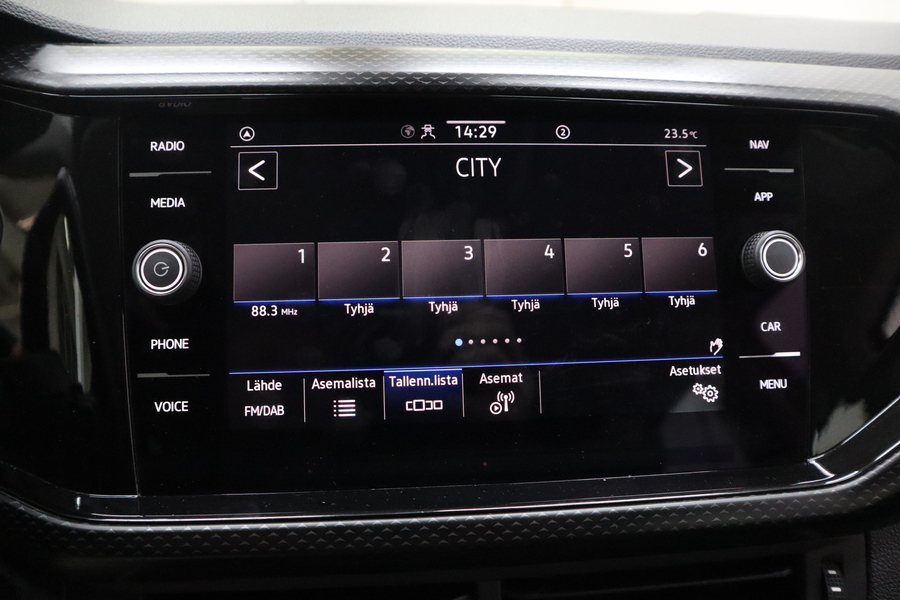 Volkswagen T-Cross vaihtoauto