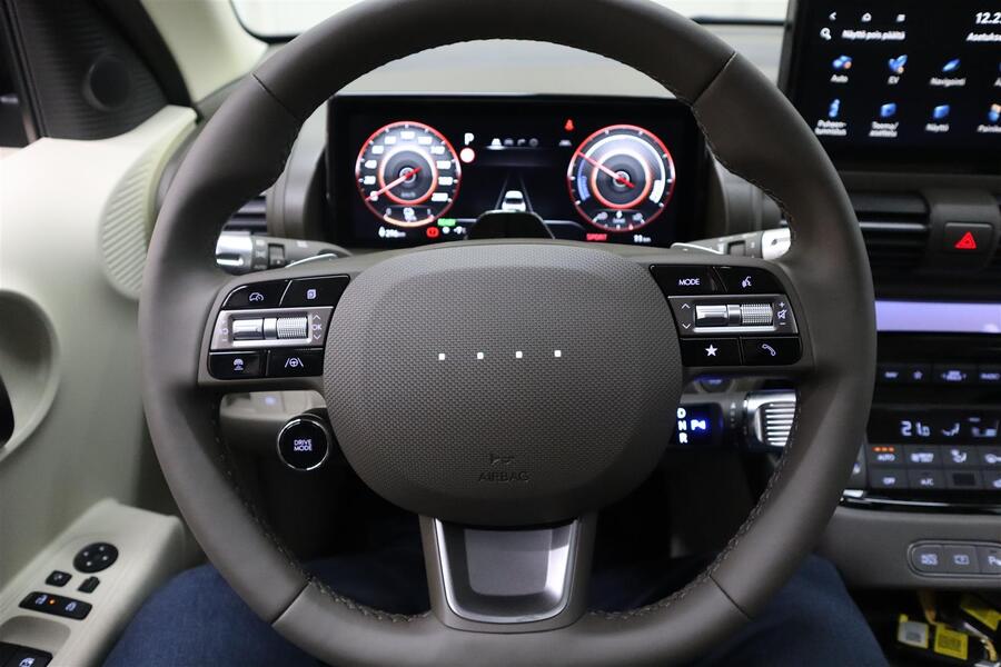 Hyundai INSTER vaihtoauto