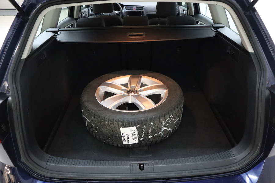 Volkswagen Golf vaihtoauto