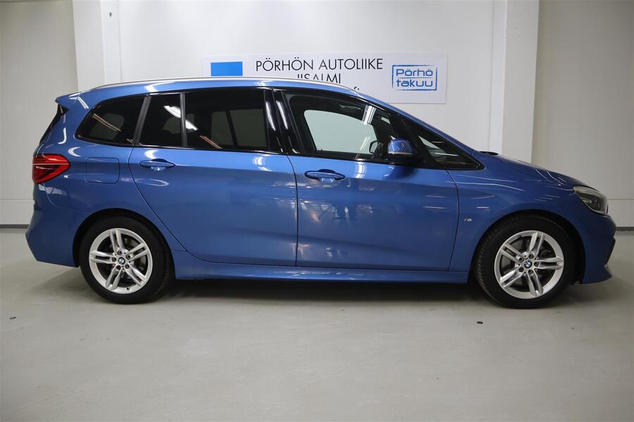 BMW 220 vaihtoauto
