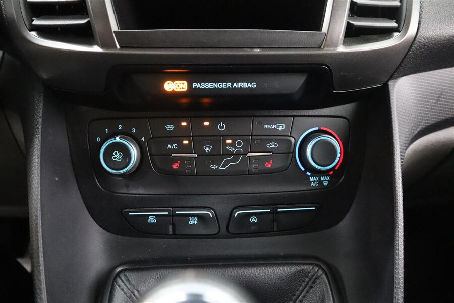 Ford Tourneo Connect vaihtoauto