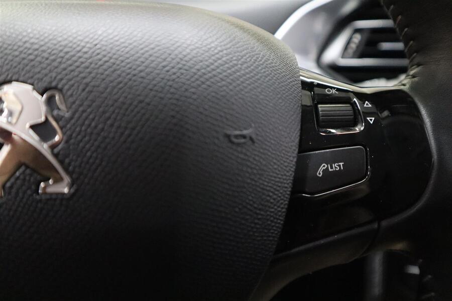 Peugeot 308 vaihtoauto