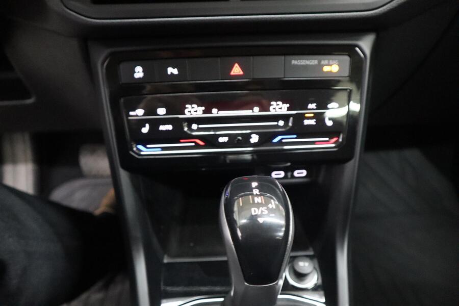 Volkswagen T-Cross vaihtoauto