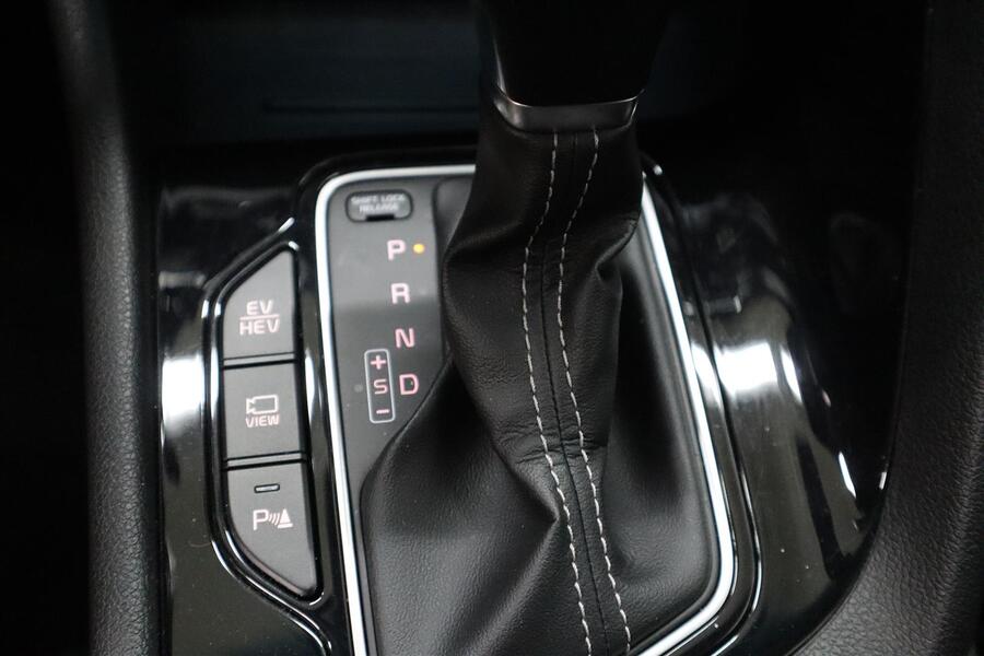 Kia Niro plug-in vaihtoauto