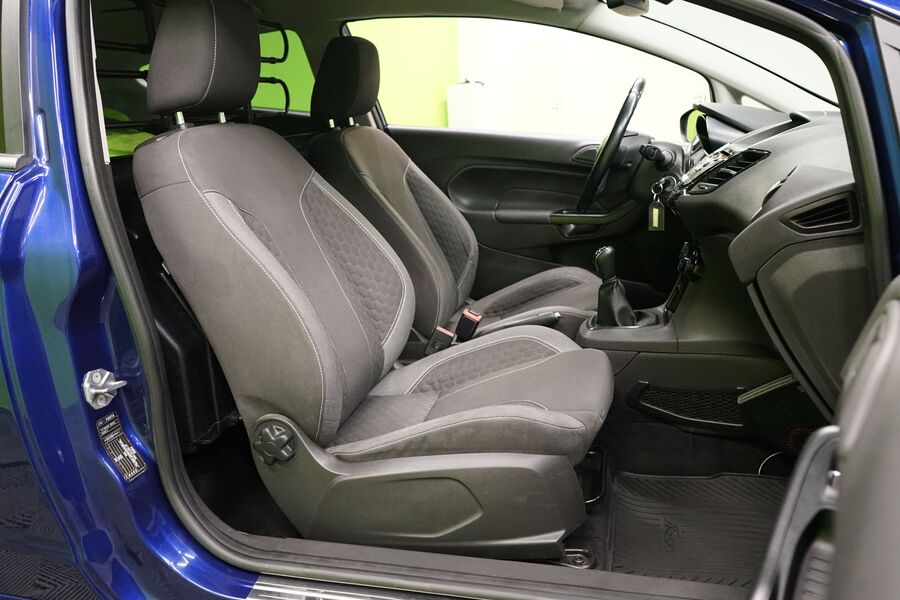 Ford Fiesta Van vaihtoauto