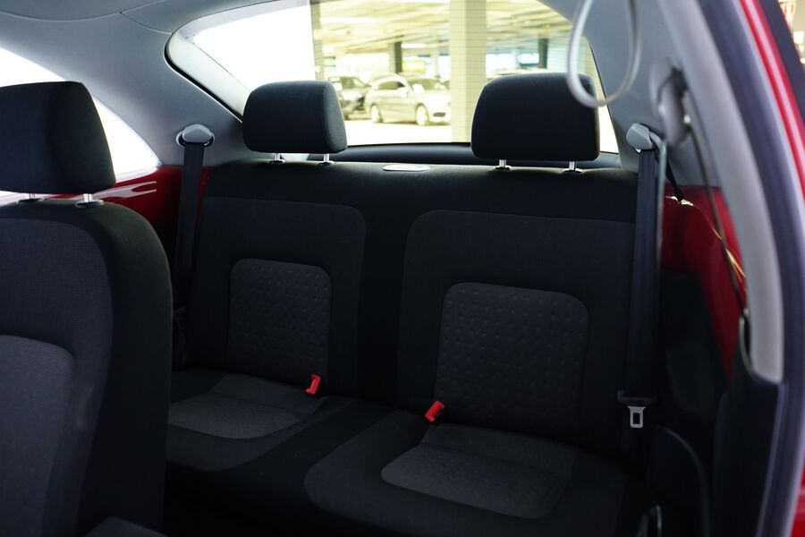 Volkswagen New Beetle vaihtoauto