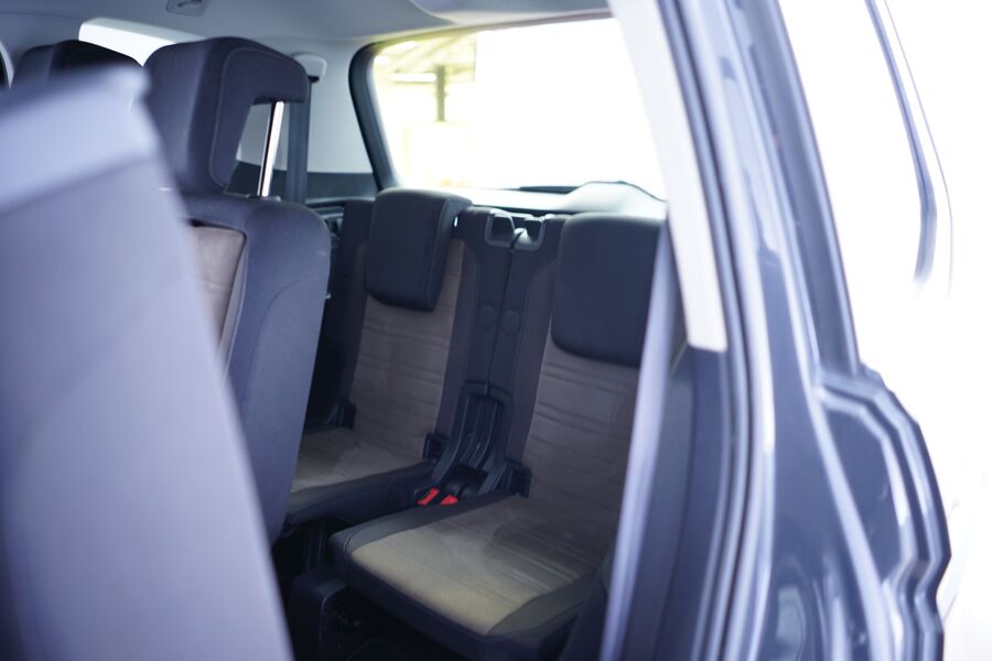 Volkswagen Touran vaihtoauto