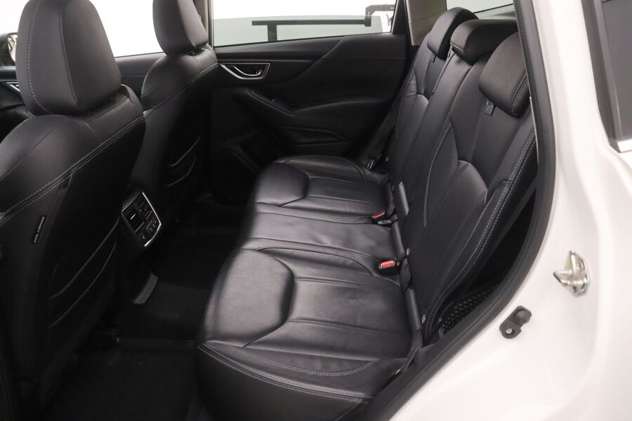 Subaru Forester vaihtoauto