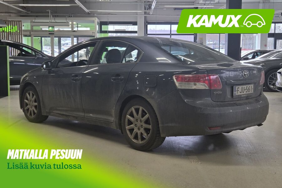 Toyota Avensis vaihtoauto