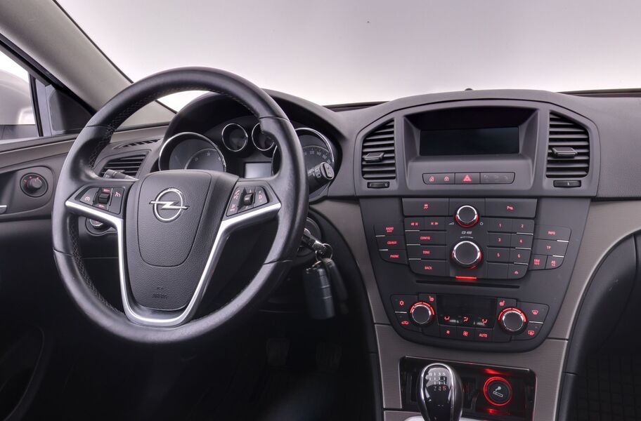 Opel Insignia vaihtoauto