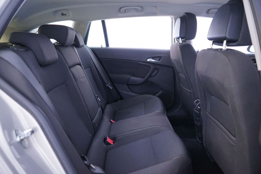 Opel Insignia vaihtoauto