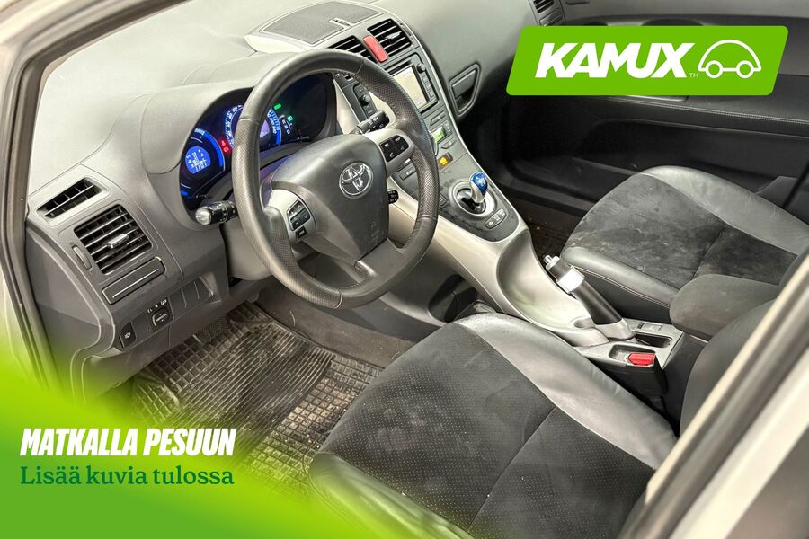 Toyota Auris vaihtoauto