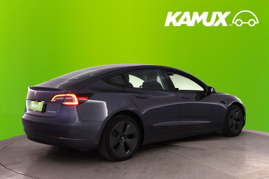 Tesla Model 3 vaihtoauto