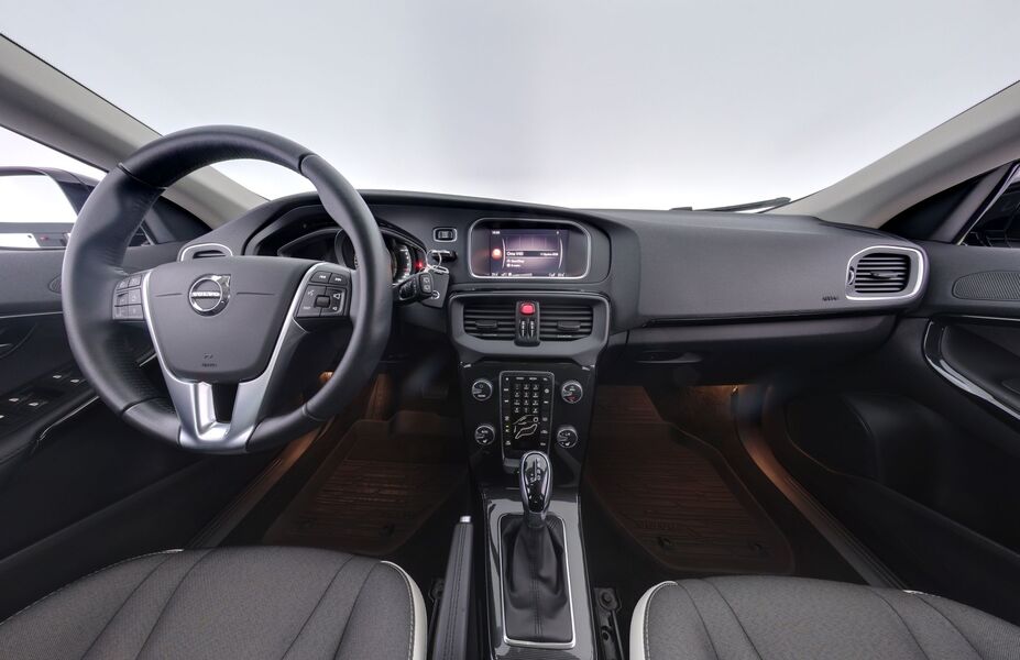 Volvo V40 vaihtoauto
