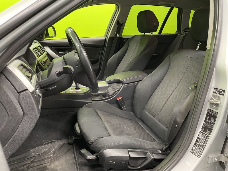 BMW 320 vaihtoauto