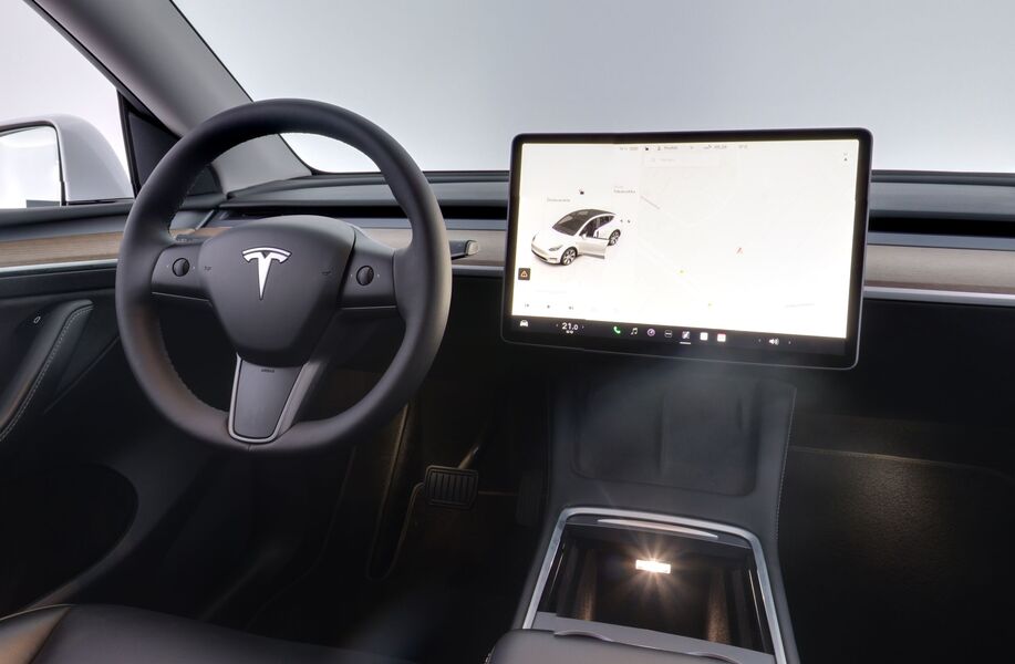 Tesla Model Y vaihtoauto