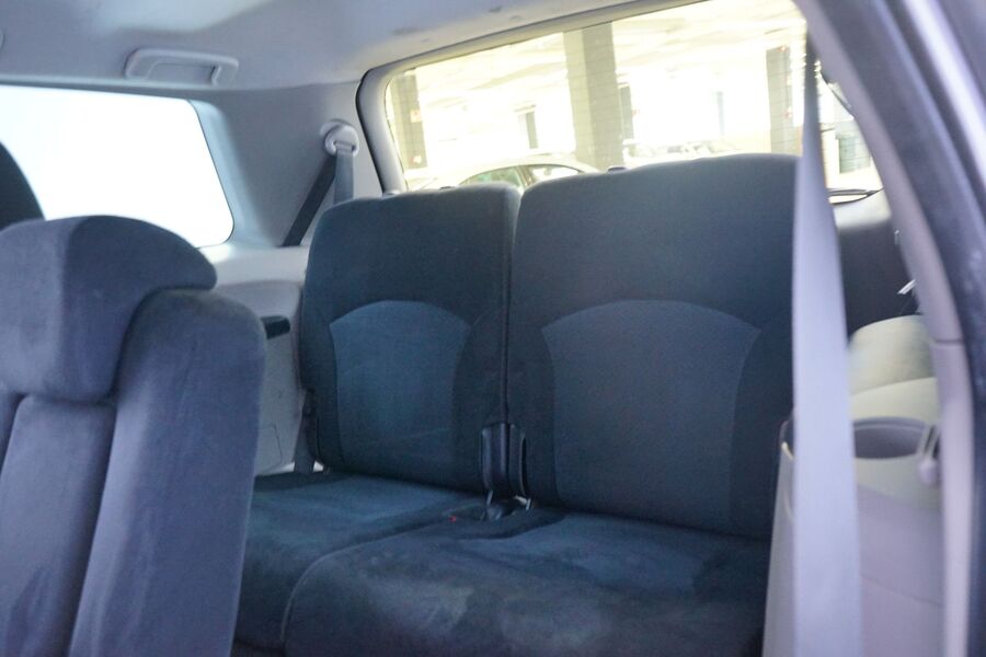 Mitsubishi Grandis vaihtoauto