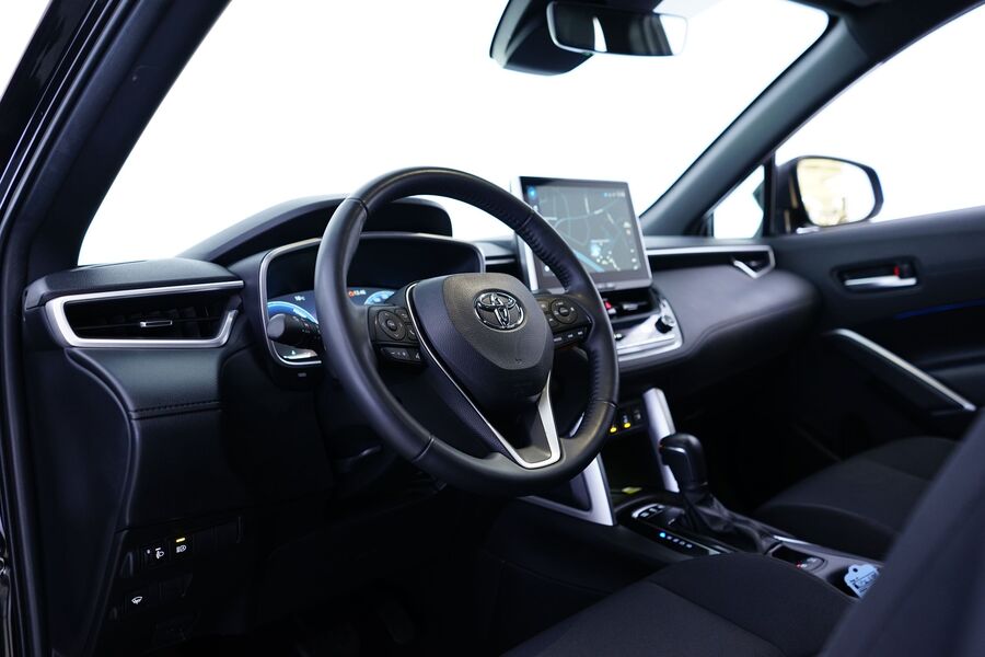 Toyota Corolla Cross vaihtoauto