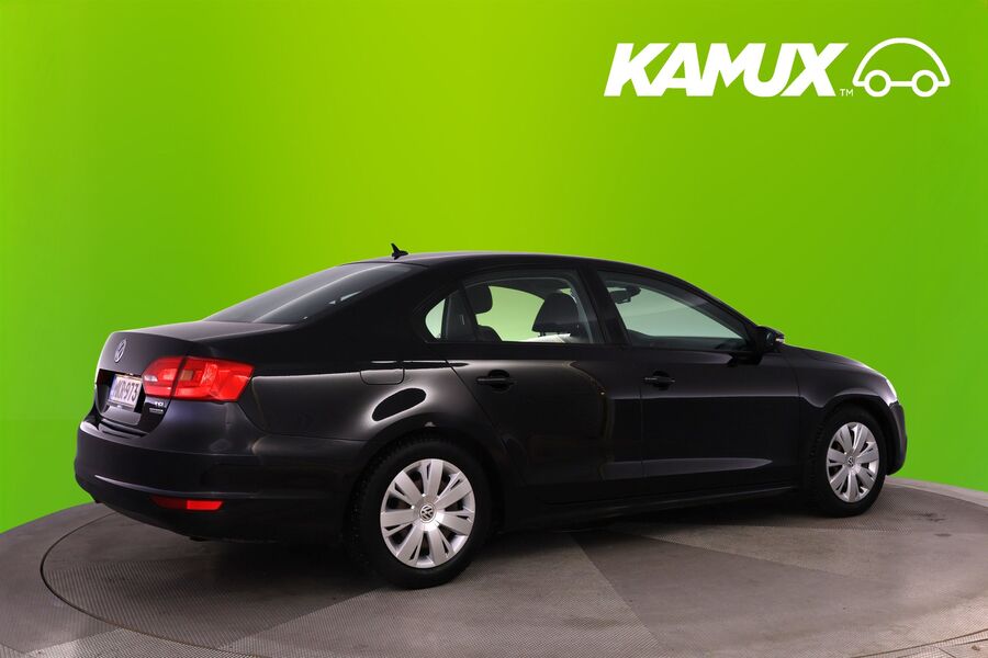 Volkswagen Jetta vaihtoauto