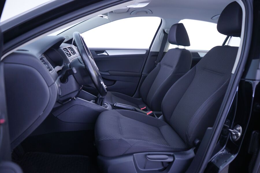 Volkswagen Jetta vaihtoauto