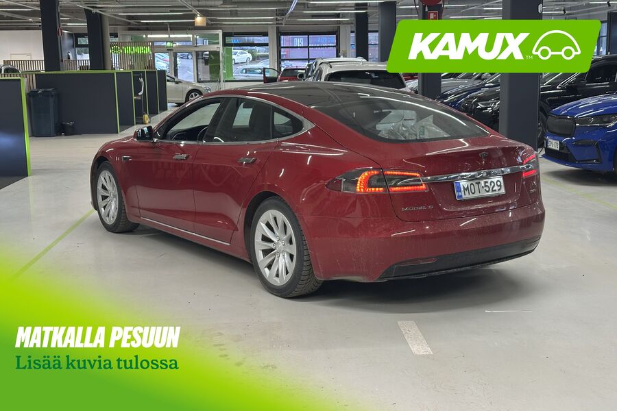 Tesla Model S vaihtoauto