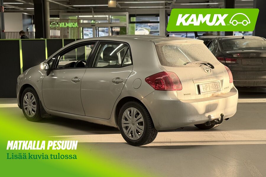 Toyota Auris vaihtoauto