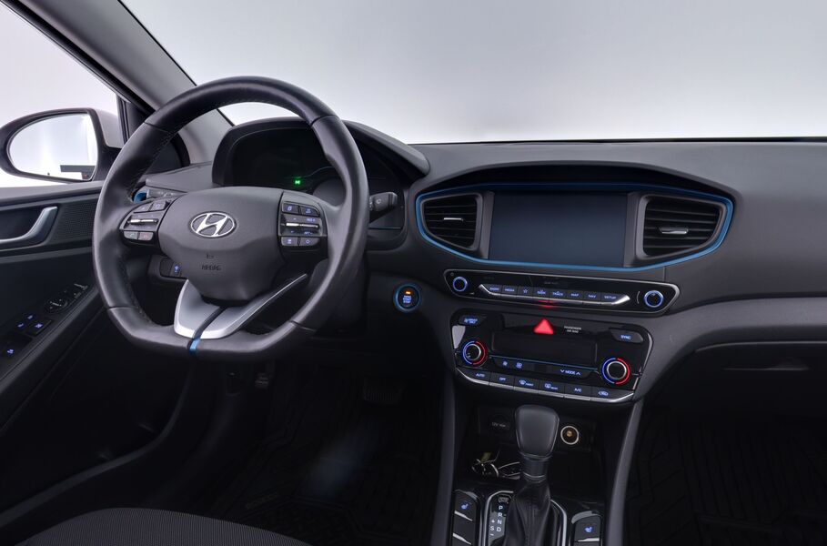 Hyundai IONIQ plug-in vaihtoauto