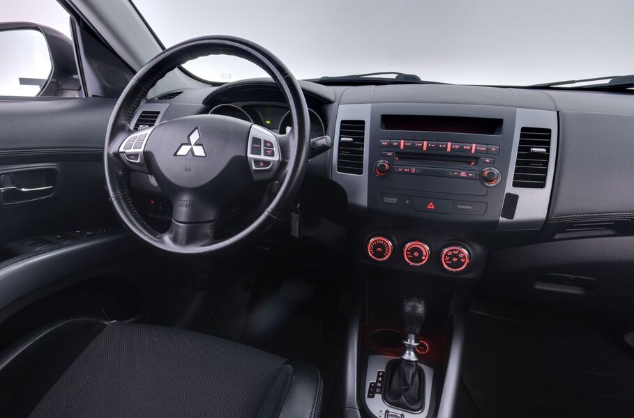 Mitsubishi Outlander vaihtoauto