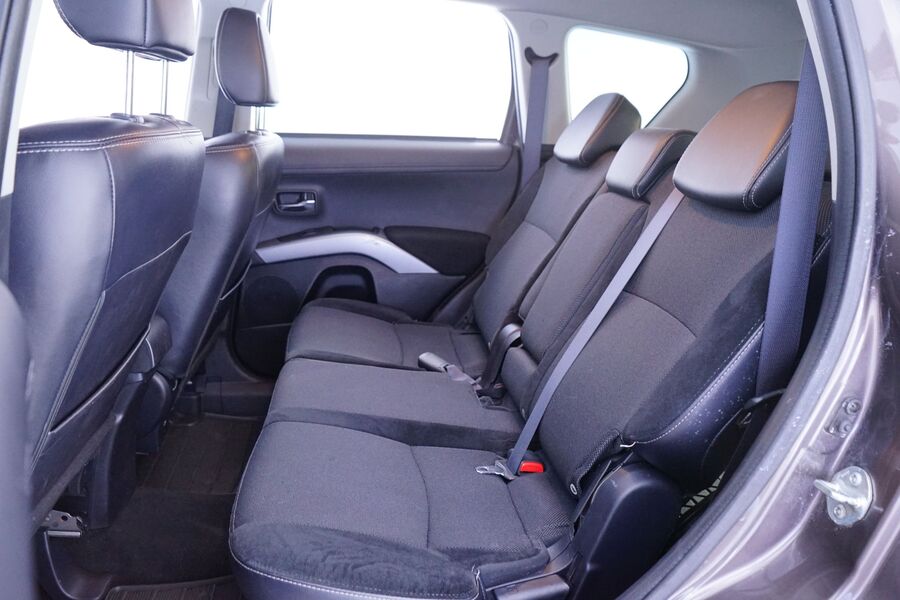 Mitsubishi Outlander vaihtoauto